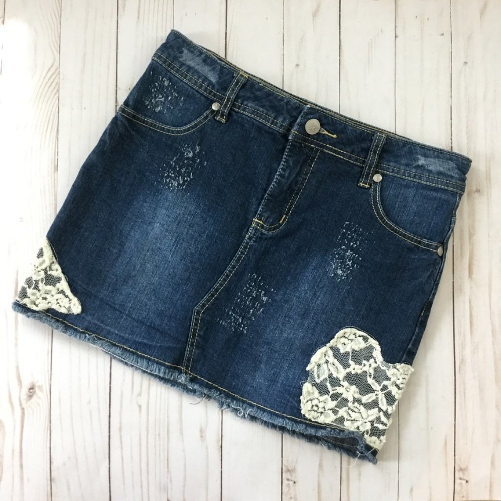 Venus Wash Denim Lace Trim Pockets Mini Jean Skirt Size 2
